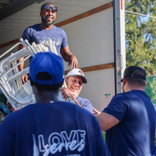 Matt on truck Love Serves Feed The Block HomesUnited Ministries (4)