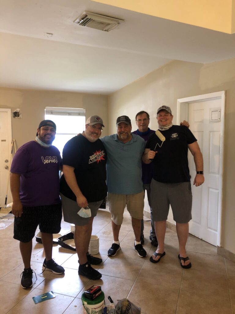 The homeless Projects volunteers Painting