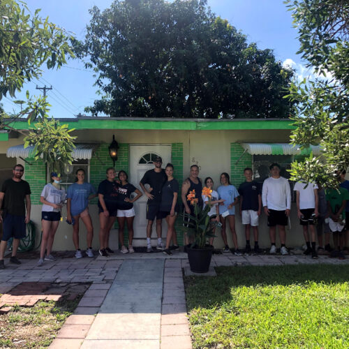 Volunteers For Building Homes