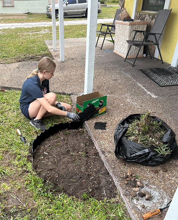 homesunited the homeless projects high school girl helping nurseries