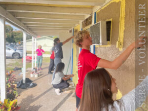 serve homesunited ministries volunteer